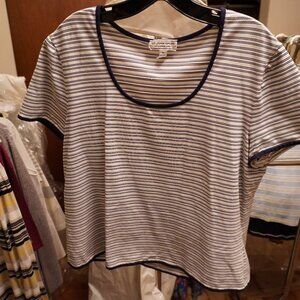 Beautiful St. John shirt